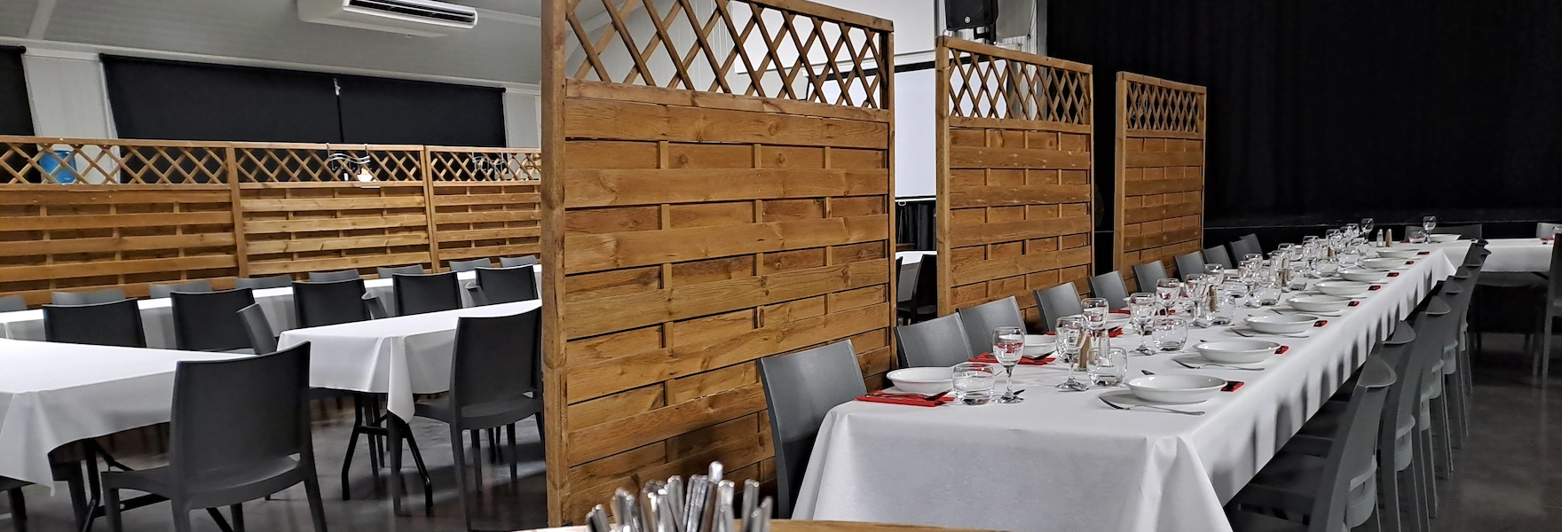 salle pour repas seminaire CE entreprise a la Ferme du Choucou Monferran-Saves a 5 minute L Isle Jourdain Gers